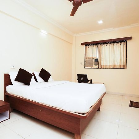 โอโย 72526 เดลลา คอนฟอร์ตส์ Hotel Amarnath ภายนอก รูปภาพ