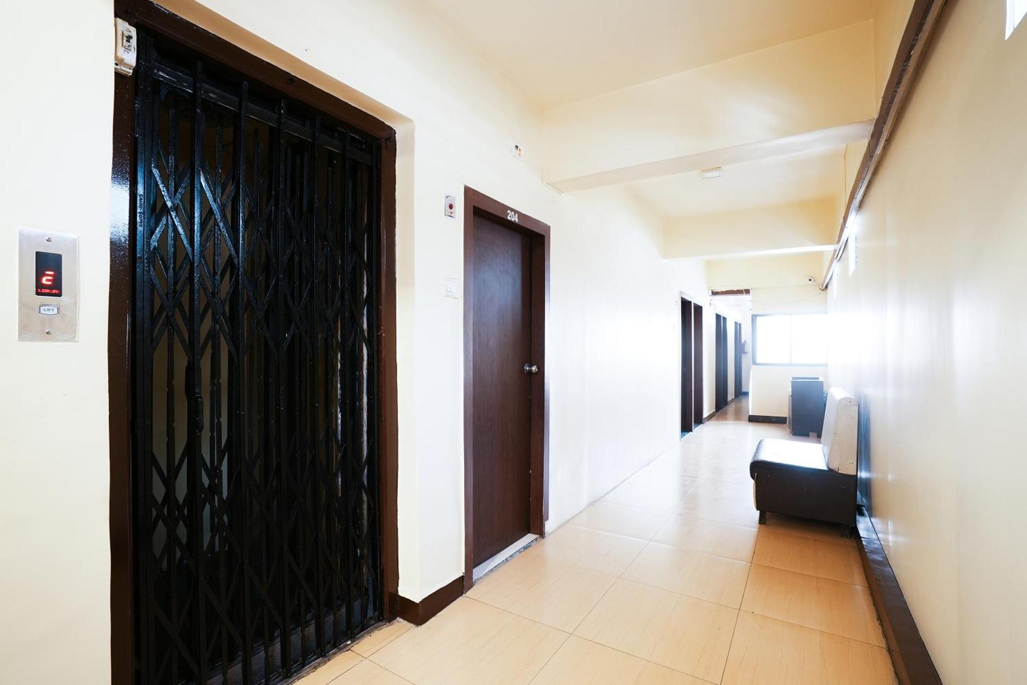 โอโย 72526 เดลลา คอนฟอร์ตส์ Hotel Amarnath ภายนอก รูปภาพ